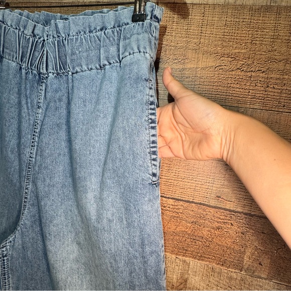 Free People Paradise Denim Pull On Wide Leg Jeans Light Blue size Medium - Picture 5 of 12